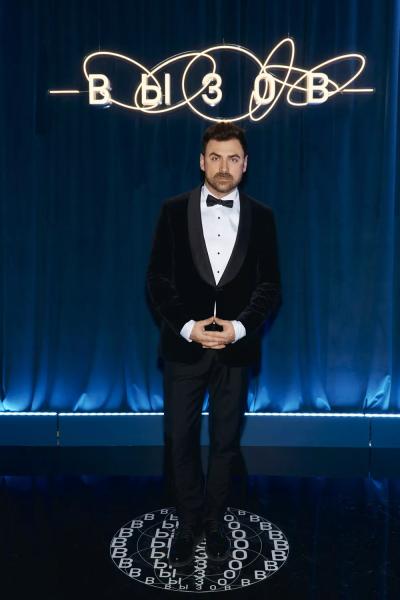 
                "Вызов": Алла Сигалова, Софья Эрнст и другие гости церемонии            