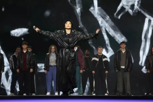 Алсу, Киркоров, Чеботина и другие: легенды на "Песне года-2025"
Алсу, Киркоров, Чеботина и другие: легенды на "Песне года-2025"