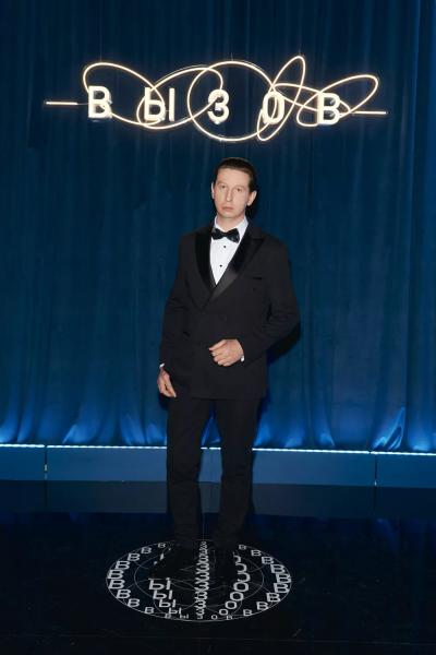 
                "Вызов": Алла Сигалова, Софья Эрнст и другие гости церемонии            