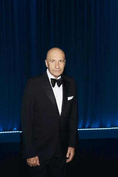 
                "Вызов": Алла Сигалова, Софья Эрнст и другие гости церемонии            