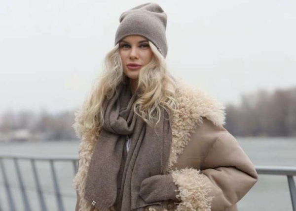 Мода по-зимнему: гармоничное сочетание шапки и шарфа Мода по-зимнему: гармоничное сочетание шапки и шарфа