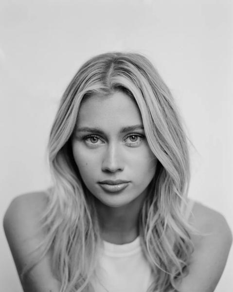 Маш Милаш: "Мне невероятно повезло с проектами и с людьми"
Маш Милаш: "Мне невероятно повезло с проектами и с людьми"