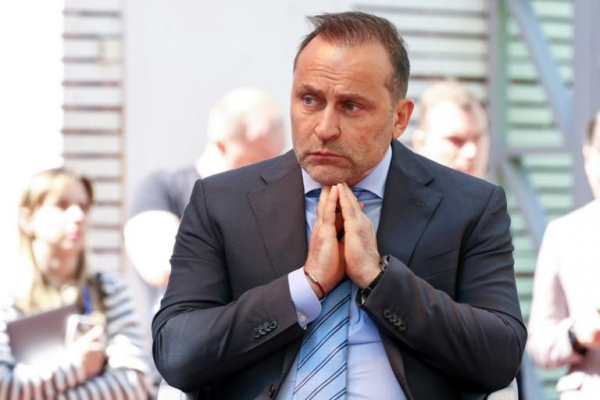 Дмитрий Свищев Дмитрий Свищев