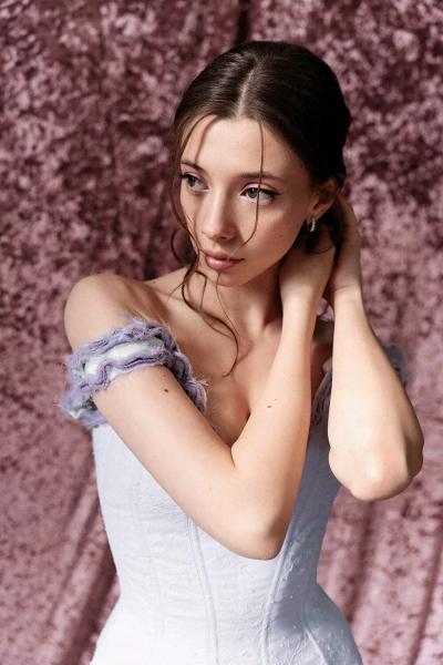 Полина Гухман: "Мне кажется, я научилась находить баланс рабочего и личного"
Полина Гухман: "Мне кажется, я научилась находить баланс рабочего и личного"