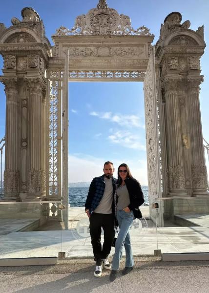 Жених Ксении Бородиной раскрыл, зачем они прилетели в Турцию
Жених Ксении Бородиной раскрыл, зачем они прилетели в Турцию