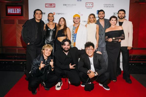 Игорь и Ольга Крутые, Филипп Киркоров, Дима Билан и другие на вечеринке журнала HELLO! на "Новой волне" в Казани
Игорь и Ольга Крутые, Филипп Киркоров, Дима Билан и другие на вечеринке журнала HELLO! на "Новой волне" в Казани