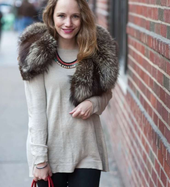 От ретро к тренду: горжетка, которая делает любой образ богаче и загадочнее От ретро к тренду: горжетка, которая делает любой образ богаче и загадочнее