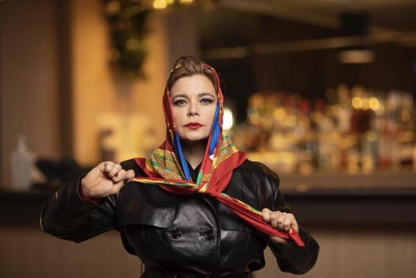 «Я абсолютно не шальная»: Ирина Пегова о том, что привлекает ее в мужчинах, а также неадекватных поклонниках и пластике «Я абсолютно не шальная»: Ирина Пегова о том, что привлекает ее в мужчинах, а также неадекватных поклонниках и пластике