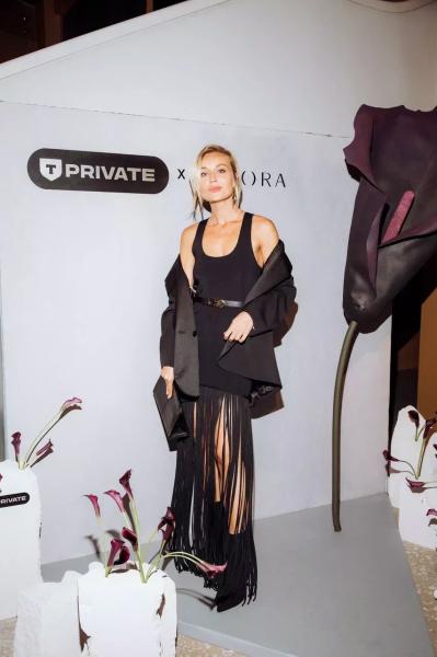 Zivert, Елизавета Базыкина, Полина Гагарина, Леонид Ярмольник на звездной вечеринке в Москве
Zivert, Елизавета Базыкина, Полина Гагарина, Леонид Ярмольник на звездной вечеринке в Москве