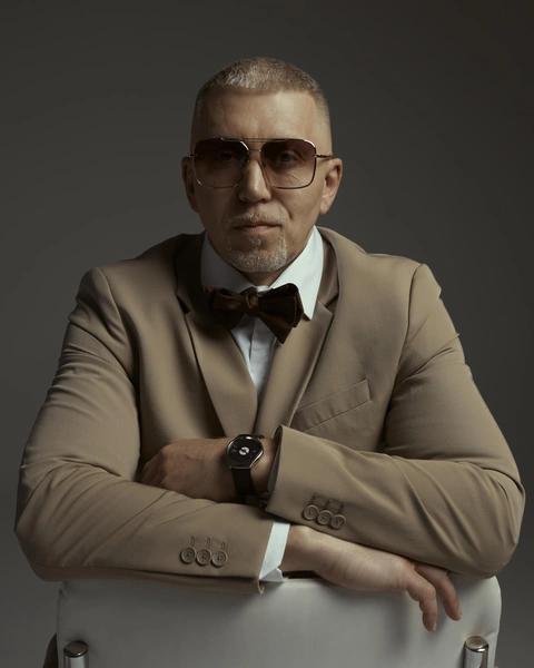 Рэпер Серега впервые о новой возлюбленной, сыновьях, которых воспитывает один, и формах Бьянки Рэпер Серега впервые о новой возлюбленной, сыновьях, которых воспитывает один, и формах Бьянки