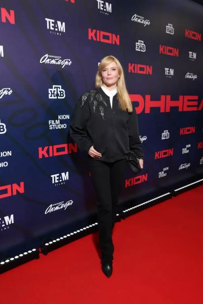 Даниил Страхов, Сергей Гилев, Максим Матвеев и Елизавета Боярская: светская премьера сериала “Тоннель”
Даниил Страхов, Сергей Гилев, Максим Матвеев и Елизавета Боярская: светская премьера сериала “Тоннель”