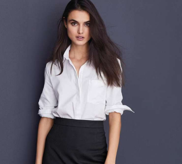 Что надеть маме на День знаний: элегантные решения для школьной линейки Что надеть маме на День знаний: элегантные решения для школьной линейки