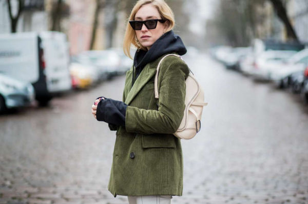 В тонкий или широкий рубчик: как носить вельвет этой зимой, советы стилиста В тонкий или широкий рубчик: как носить вельвет этой зимой, советы стилиста