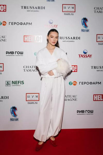 Игорь и Ольга Крутые, Филипп Киркоров, Дима Билан и другие на вечеринке журнала HELLO! на "Новой волне" в Казани
Игорь и Ольга Крутые, Филипп Киркоров, Дима Билан и другие на вечеринке журнала HELLO! на "Новой волне" в Казани