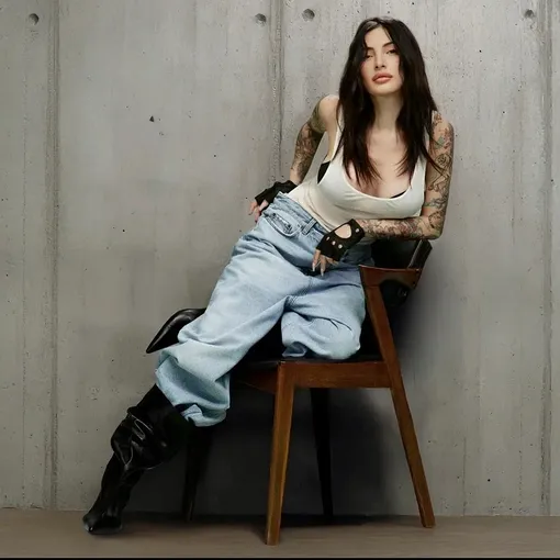 Опять нашел русскую! Что известно о новой предполагаемой девушке Джареда Лето Опять нашел русскую! Что известно о новой предполагаемой девушке Джареда Лето