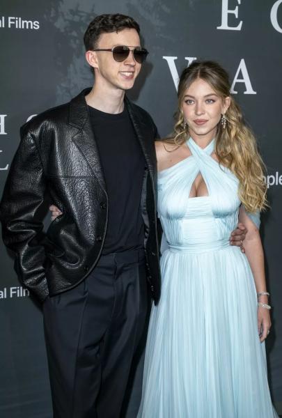 Как выглядит брат Сидни Суини
Как выглядит брат Сидни Суини