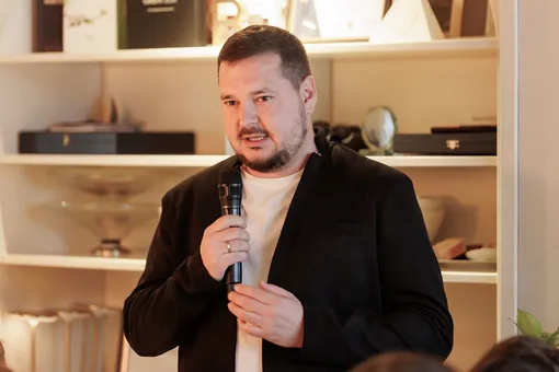 Лиза Адаменко, Наталья Ракоч, Лена Червова, Алёна Лейнер, Рамон Паласиос-Фернандес и другие на бранче-презентации Лиза Адаменко, Наталья Ракоч, Лена Червова, Алёна Лейнер, Рамон Паласиос-Фернандес и другие на бранче-презентации