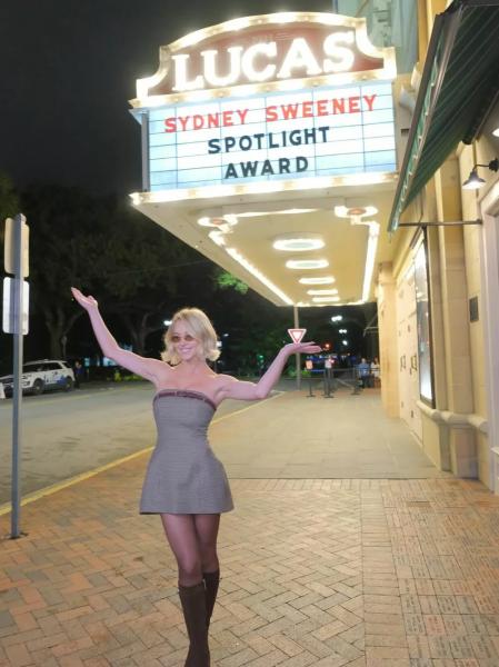 Сидни Суини прокомментировала слухи о пластике груди
Сидни Суини прокомментировала слухи о пластике груди