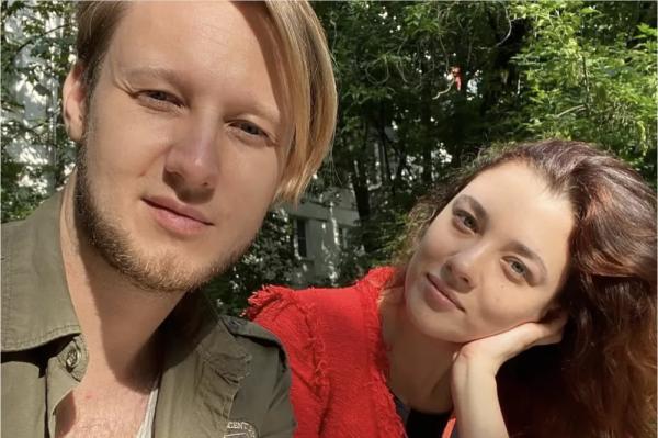 У солиста группы "Челси" Алексея Корзина умерла жена
У солиста группы "Челси" Алексея Корзина умерла жена