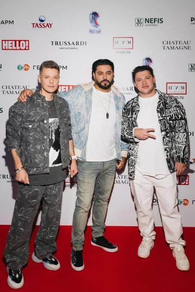 Игорь и Ольга Крутые, Филипп Киркоров, Дима Билан и другие на вечеринке журнала HELLO! на "Новой волне" в Казани
Игорь и Ольга Крутые, Филипп Киркоров, Дима Билан и другие на вечеринке журнала HELLO! на "Новой волне" в Казани