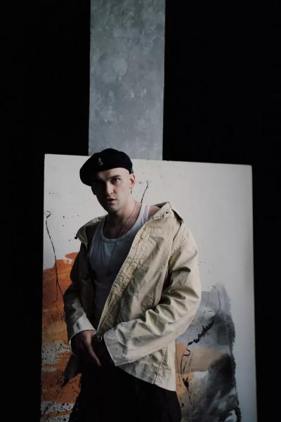 Александр Аверин: 10 вопросов актеру
Александр Аверин: 10 вопросов актеру