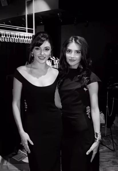 Дина Саева о Ханде Эрчел: "Встретилась с сестрой"
Дина Саева о Ханде Эрчел: "Встретилась с сестрой"