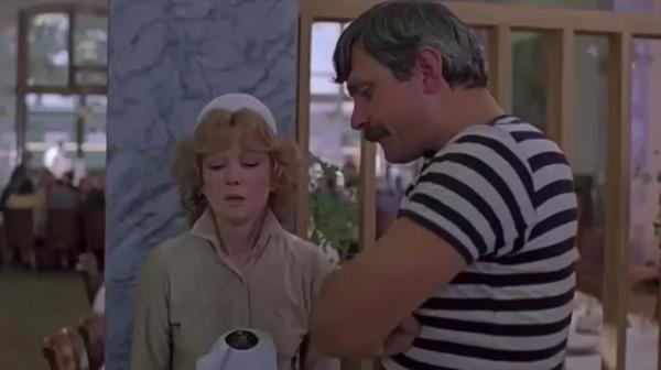 «Она запрыгнула на трельяж»: Дима Билан рассказал, как его сильно удивила Людмила Гурченко «Она запрыгнула на трельяж»: Дима Билан рассказал, как его сильно удивила Людмила Гурченко