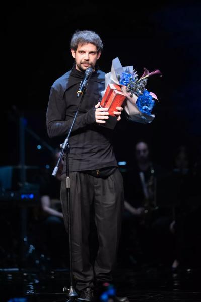 Юлия Пересильд, Евгений Миронов, Константин Райкин и другие на презентации нового сезона в Театре Наций
Юлия Пересильд, Евгений Миронов, Константин Райкин и другие на презентации нового сезона в Театре Наций