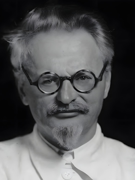 Лев Троцкий Лев Троцкий