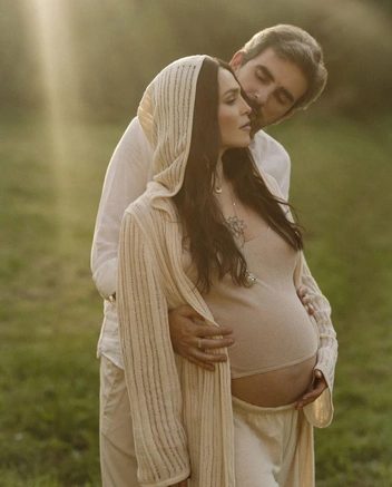 Сати Казанова о необычном имени дочери и состоянии после родов: «Физически я как будто не вернулась в свое тело» Сати Казанова о необычном имени дочери и состоянии после родов: «Физически я как будто не вернулась в свое тело»