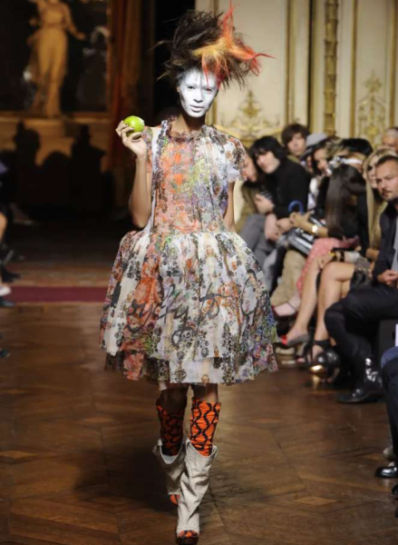 Прощай, тихая роскошь — салют, рококо: тренды весны Прощай, тихая роскошь — салют, рококо: тренды весны