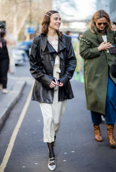 Черные колготки и чулки: с чем и как носить весной, советы стилиста Черные колготки и чулки: с чем и как носить весной, советы стилиста