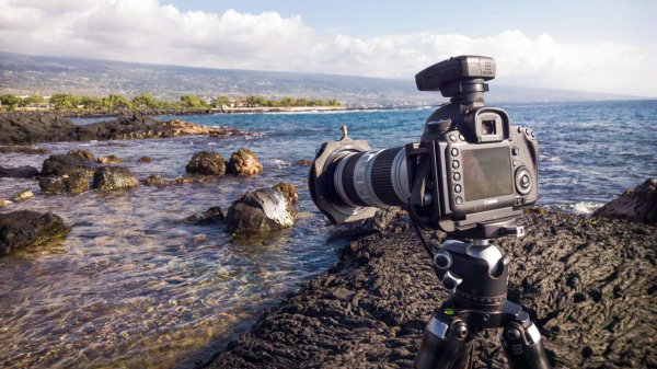 С собой беру видеокамеру: 7 секретов по созданию влога во время летнего отпуска