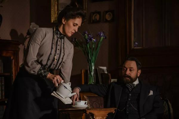 Мария Шумакова: о работе с Кончаловским, материнстве и 30 сброшенных килограммах
Мария Шумакова: о работе с Кончаловским, материнстве и 30 сброшенных килограммах