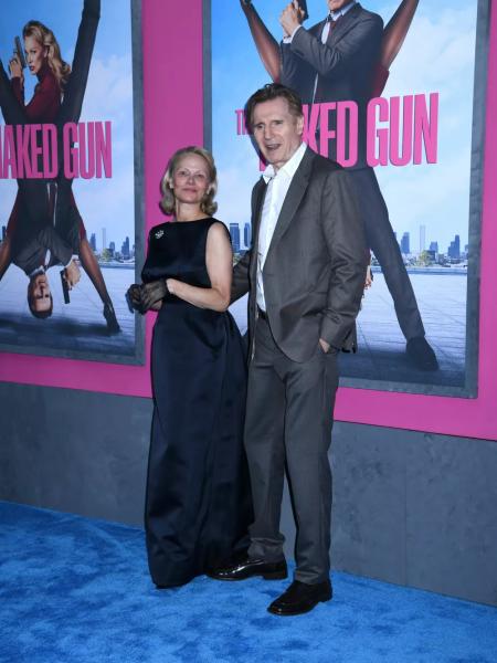 
                Памела Андерсон рассказала, как влюбила в себя Лиама Нисона            