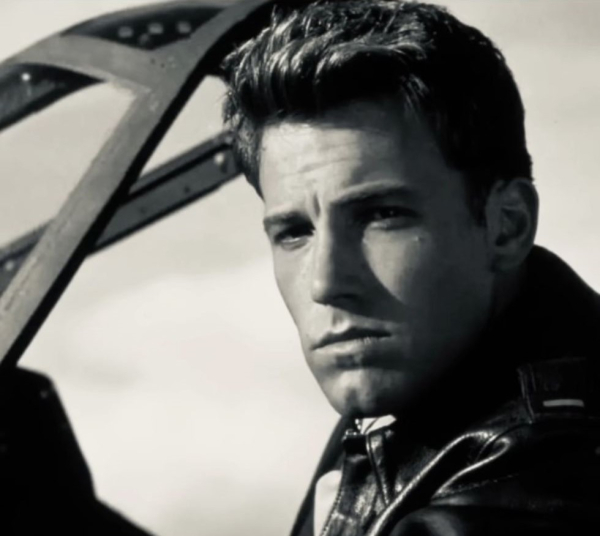 Хватило пары слов: Джей Ло впервые публично обратилась к Бену Аффлеку после разрыва
Хватило пары слов: Джей Ло впервые публично обратилась к Бену Аффлеку после разрыва