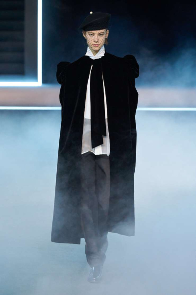 Дело в шляпе: трендовые головные уборы осени−2025 Дело в шляпе: трендовые головные уборы осени−2025