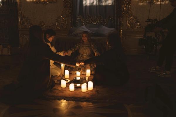 «Я абсолютно не шальная»: Ирина Пегова о том, что привлекает ее в мужчинах, а также неадекватных поклонниках и пластике «Я абсолютно не шальная»: Ирина Пегова о том, что привлекает ее в мужчинах, а также неадекватных поклонниках и пластике