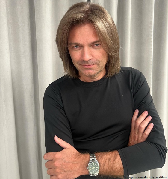 Дмитрий Маликов сыграл в эротических трусах на рояле, за что получил порцию критики (видео) Дмитрий Маликов сыграл в эротических трусах на рояле, за что получил порцию критики (видео)