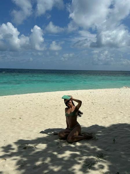 Жена Милоша Биковича делится пляжными фото из отпуска
Жена Милоша Биковича делится пляжными фото из отпуска