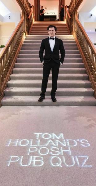 Том Холланд вышел на связь после экстренной госпитализации со съемок "Человека-паука"
Том Холланд вышел на связь после экстренной госпитализации со съемок "Человека-паука"