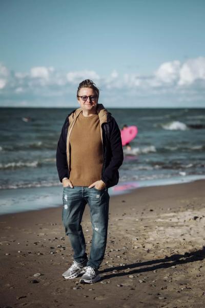 Катерина Шпица, Аня Чиповская, Артем Михалков и другие на морской вечеринке в Зеленоградске
Катерина Шпица, Аня Чиповская, Артем Михалков и другие на морской вечеринке в Зеленоградске