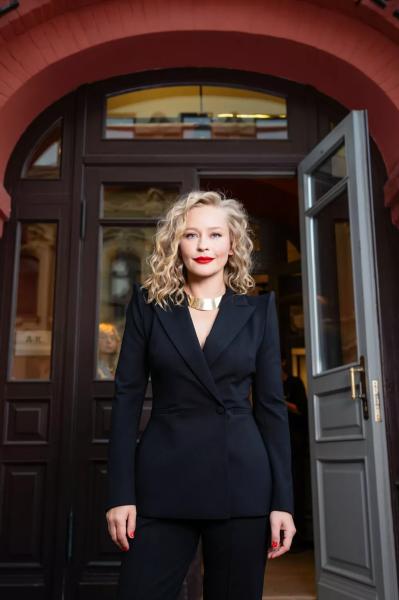 Юлия Пересильд, Евгений Миронов, Константин Райкин и другие на презентации нового сезона в Театре Наций
Юлия Пересильд, Евгений Миронов, Константин Райкин и другие на презентации нового сезона в Театре Наций