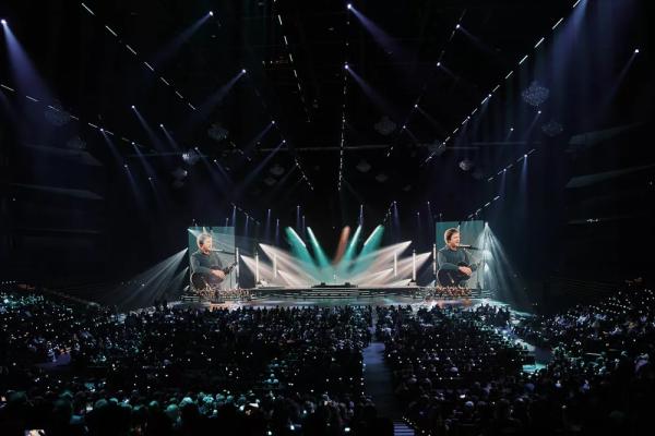 Дарья Мороз, Яна Чурикова, Зара и другие на премьере музыкального шоу "Высоцкий. Высота"
Дарья Мороз, Яна Чурикова, Зара и другие на премьере музыкального шоу "Высоцкий. Высота"