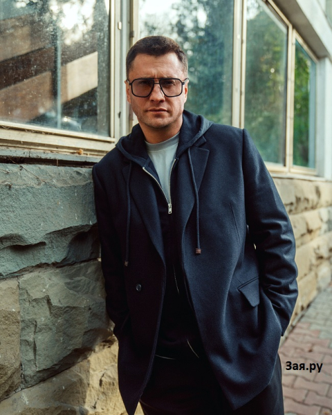 Павел Прилучный трогательно поздравил жену с днем рождения Павел Прилучный трогательно поздравил жену с днем рождения