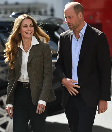 Блонд и объёмная укладка: в сети обсуждают, что Кейт Миддлтон носит парик из-за рецидива рака Блонд и объёмная укладка: в сети обсуждают, что Кейт Миддлтон носит парик из-за рецидива рака