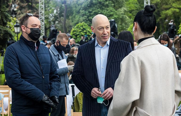 Дмитрий Гордон Дмитрий Гордон