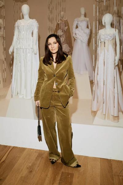 Марианна Максимовская, Таня Геворкян, Лина Дембикова и другие на открытии выставки "Сны Алены"
Марианна Максимовская, Таня Геворкян, Лина Дембикова и другие на открытии выставки "Сны Алены"