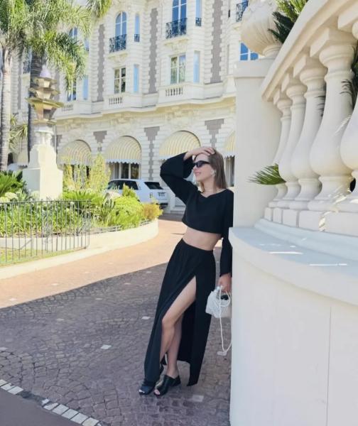 Лиза Арзамасова и Илья Авербух отправились в романтическую поездку без детей
Лиза Арзамасова и Илья Авербух отправились в романтическую поездку без детей