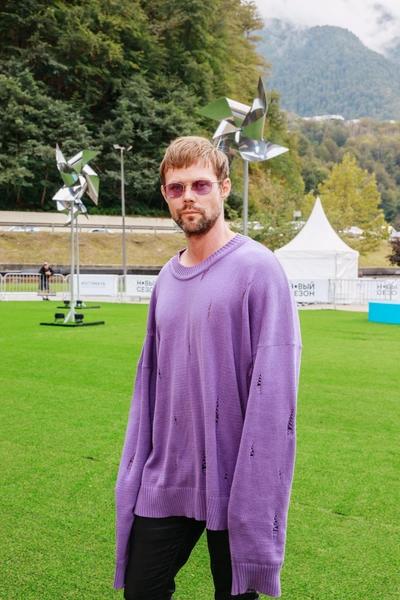 Даниил Воробьев о дочке, растущих гонорарах и мистике «Жара»: «Я убрал все лишнее и начинаю эпоху сути» Даниил Воробьев о дочке, растущих гонорарах и мистике «Жара»: «Я убрал все лишнее и начинаю эпоху сути»